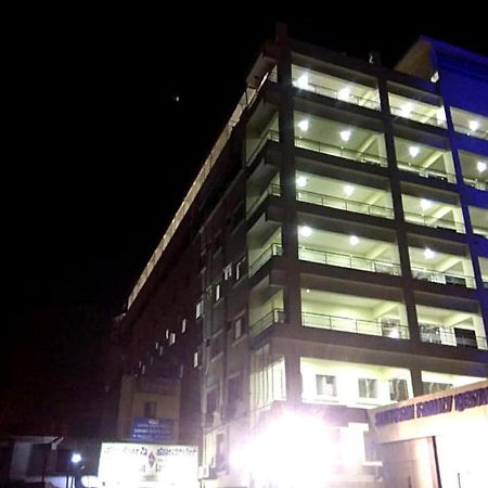 Hotel Santoshi Hometel Raichur Bagian luar foto
