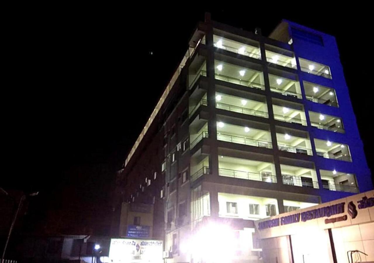 Hotel Santoshi Hometel Raichur Bagian luar foto